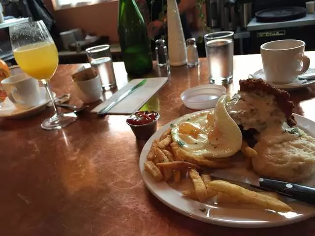 Genessee Royale Bistro