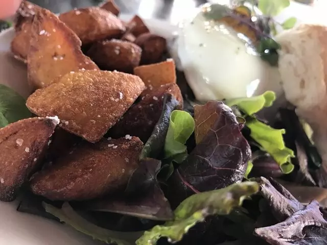 Genessee Royale Bistro