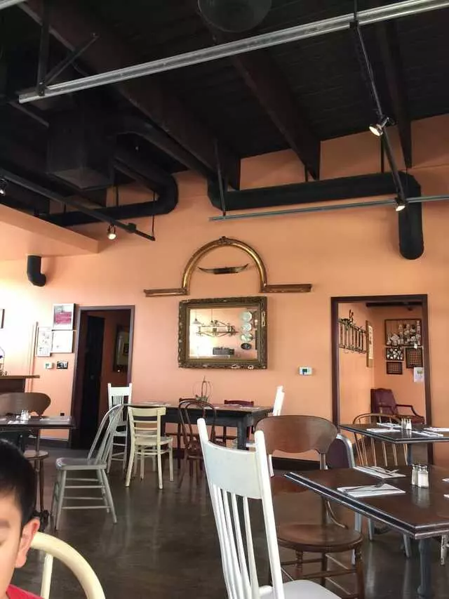 Genessee Royale Bistro