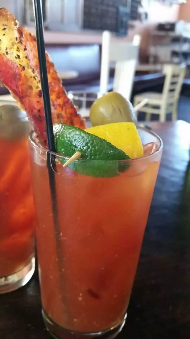 Genessee Royale Bistro