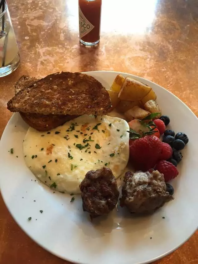 Genessee Royale Bistro