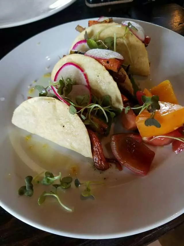 Genessee Royale Bistro