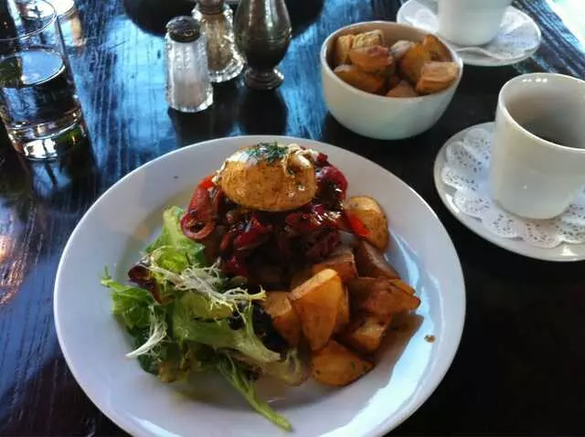 Genessee Royale Bistro