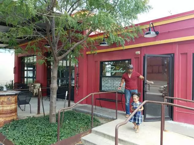 Genessee Royale Bistro