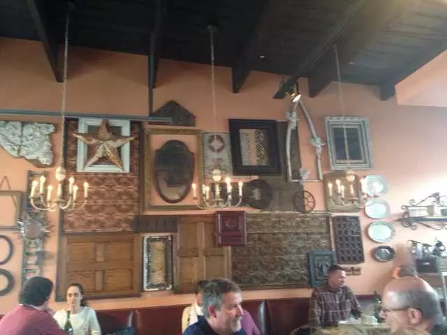 Genessee Royale Bistro