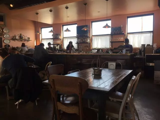 Genessee Royale Bistro