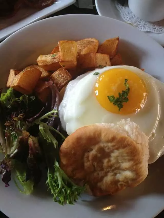 Genessee Royale Bistro