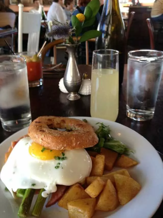 Genessee Royale Bistro