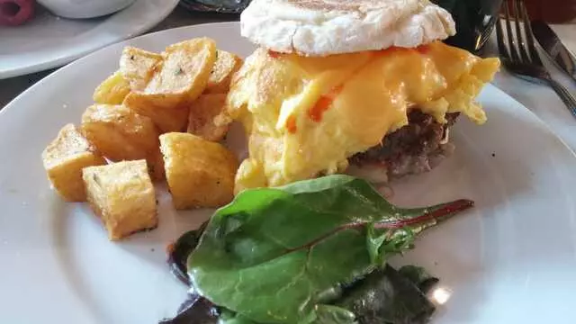 Genessee Royale Bistro