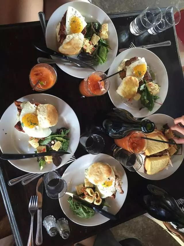Genessee Royale Bistro