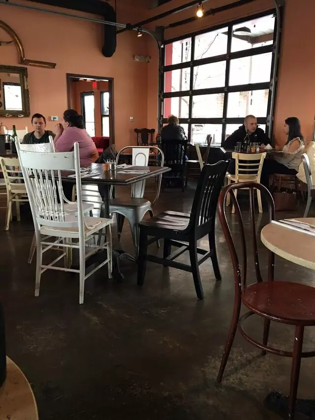 Genessee Royale Bistro