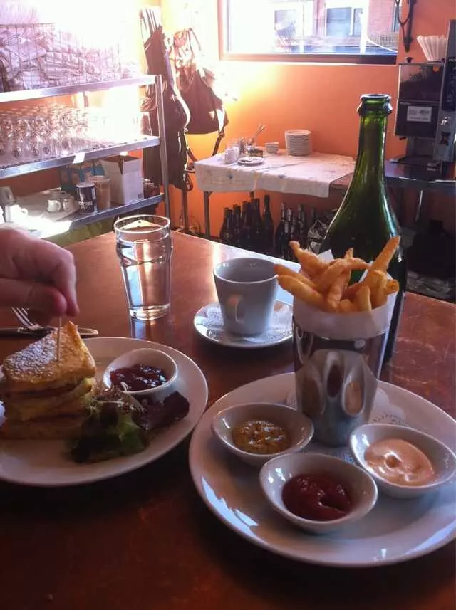 Genessee Royale Bistro