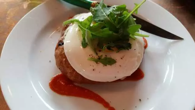 Genessee Royale Bistro
