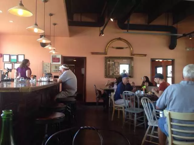 Genessee Royale Bistro