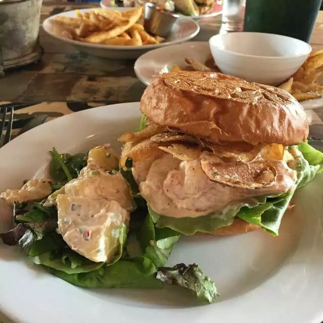 Genessee Royale Bistro