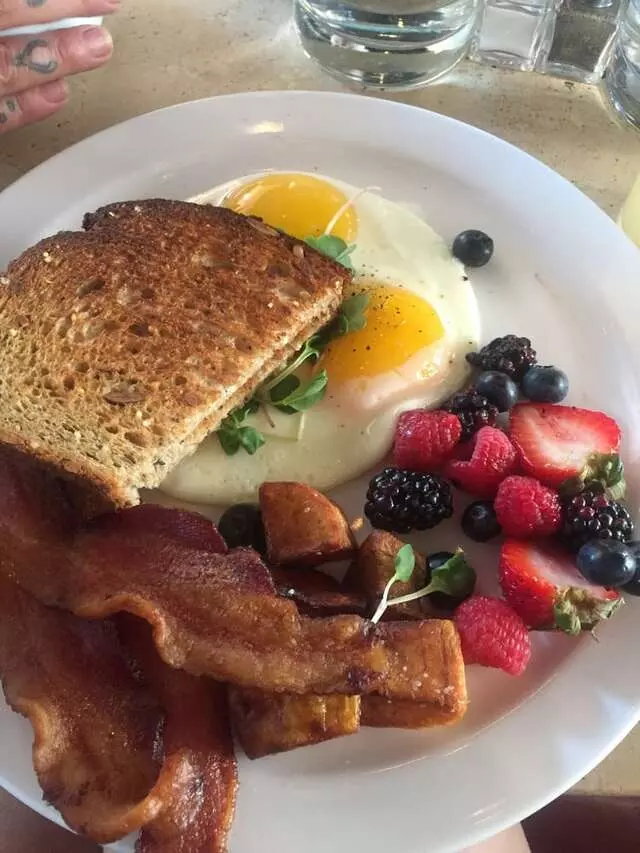 Genessee Royale Bistro