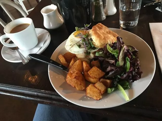 Genessee Royale Bistro