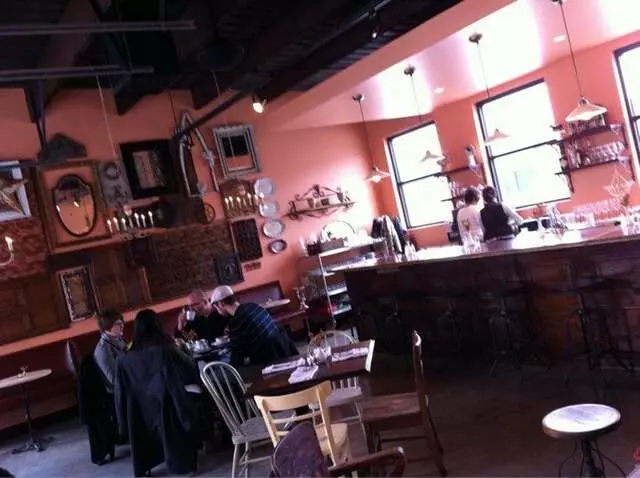 Genessee Royale Bistro