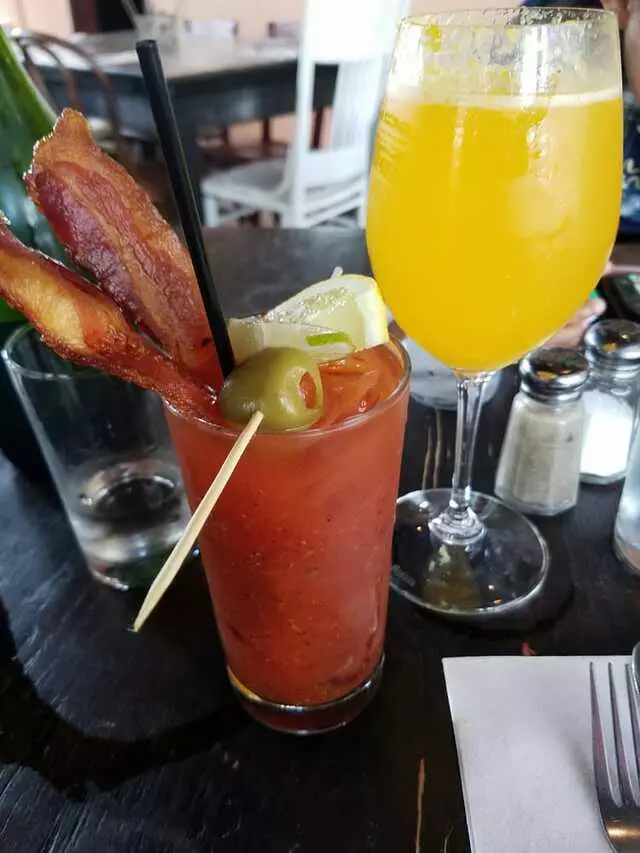 Genessee Royale Bistro
