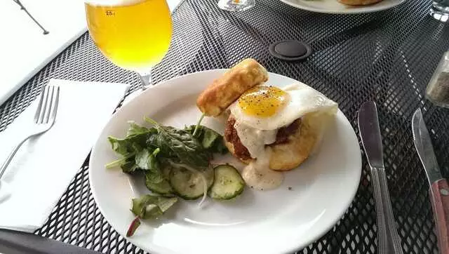 Genessee Royale Bistro