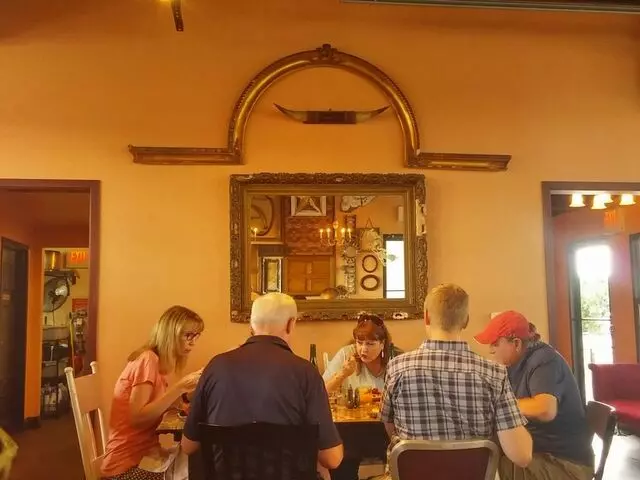 Genessee Royale Bistro