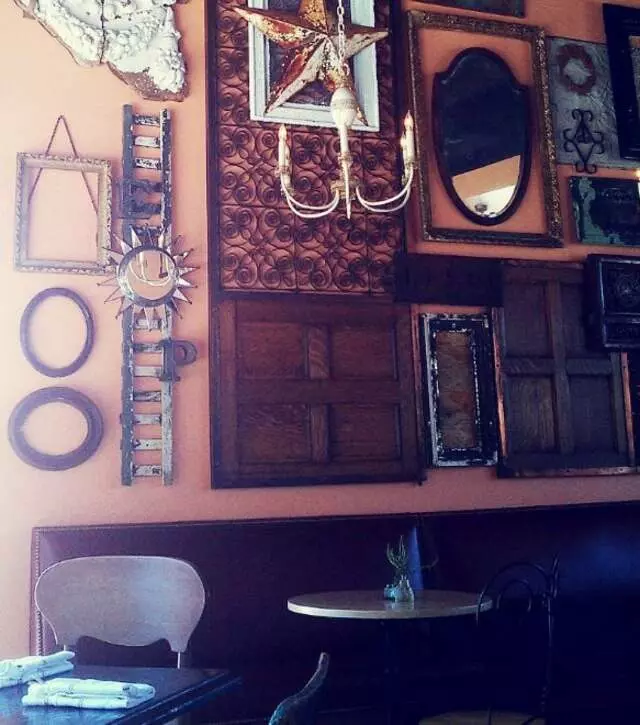 Genessee Royale Bistro