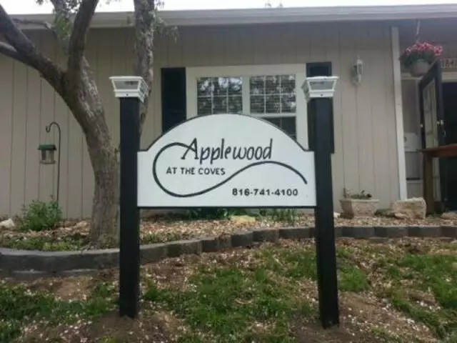 Applewood At the Coves