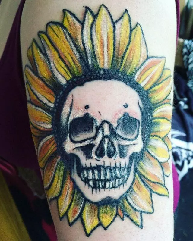 39th Street Tattoo