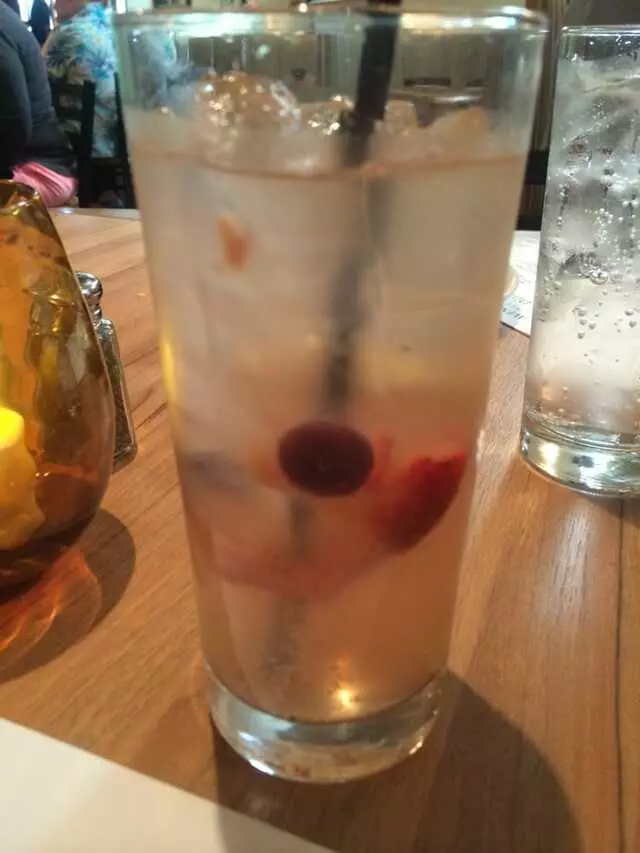 Avenues Bistro