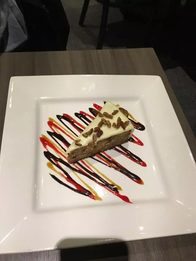 Avenues Bistro