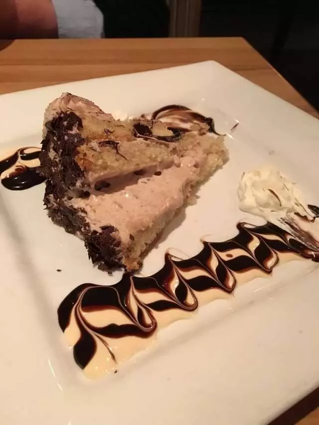 Avenues Bistro