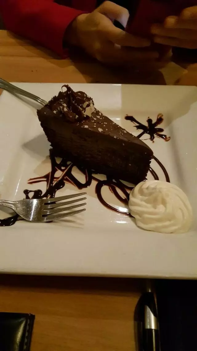 Avenues Bistro