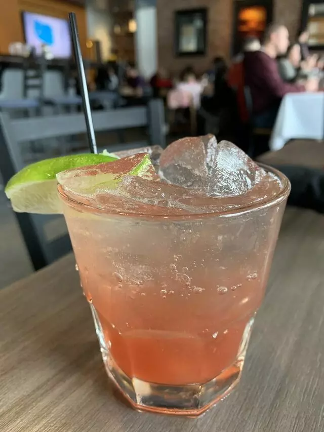 Avenues Bistro