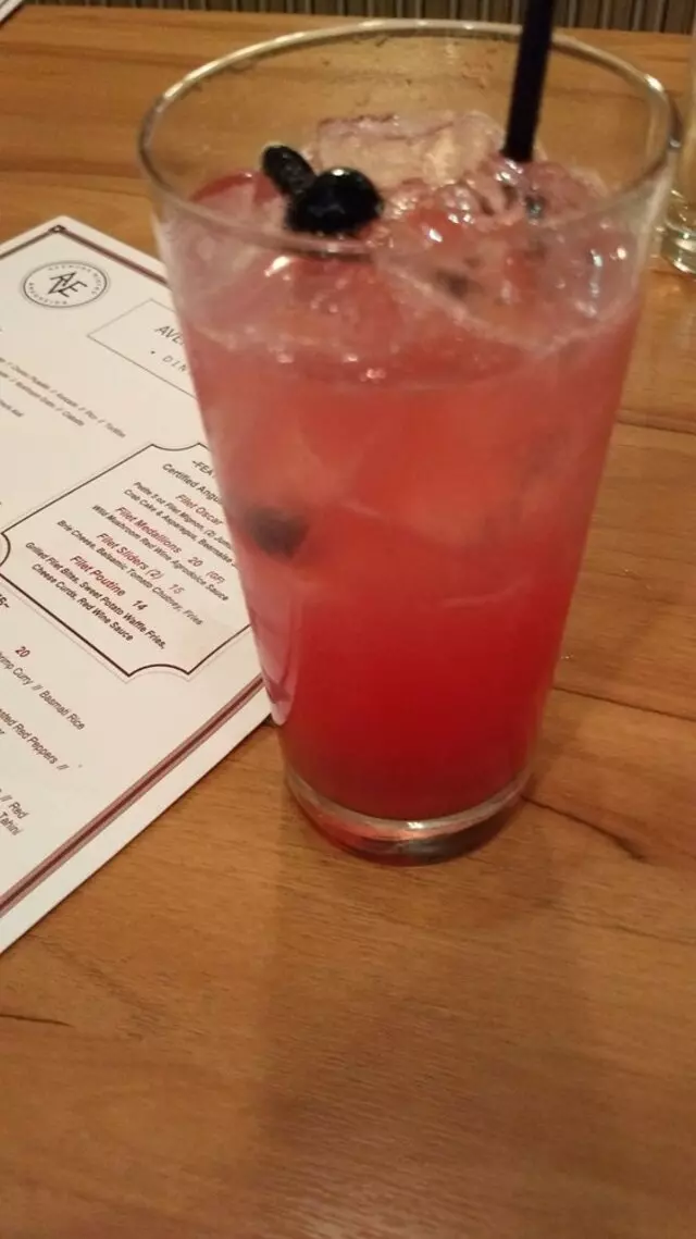 Avenues Bistro