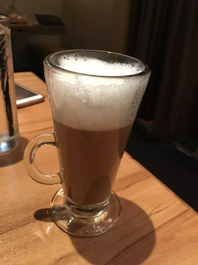Avenues Bistro
