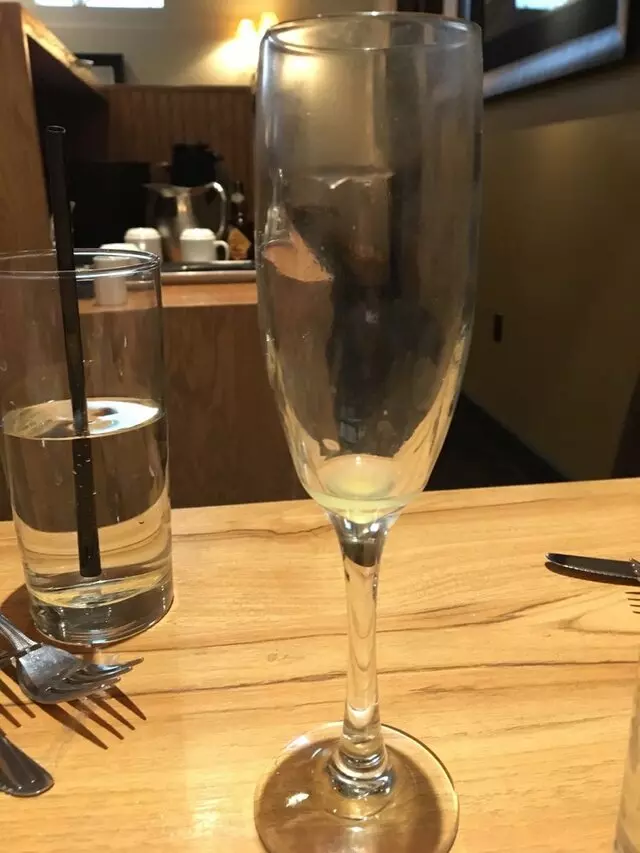 Avenues Bistro