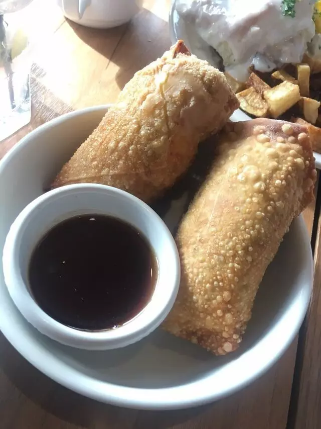 Avenues Bistro
