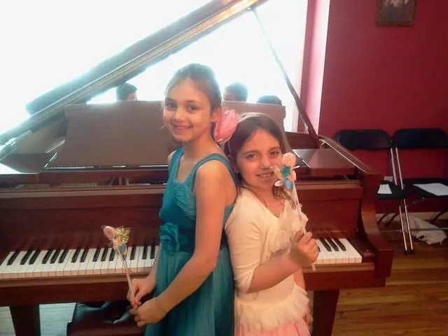 Aine Wendler Piano Studio
