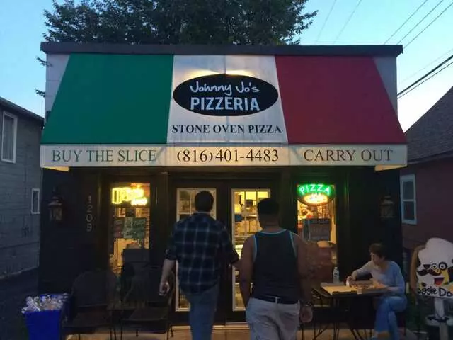Johnny Jo’s Pizzeria