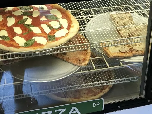 Johnny Jo’s Pizzeria