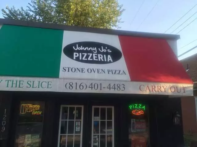 Johnny Jo’s Pizzeria