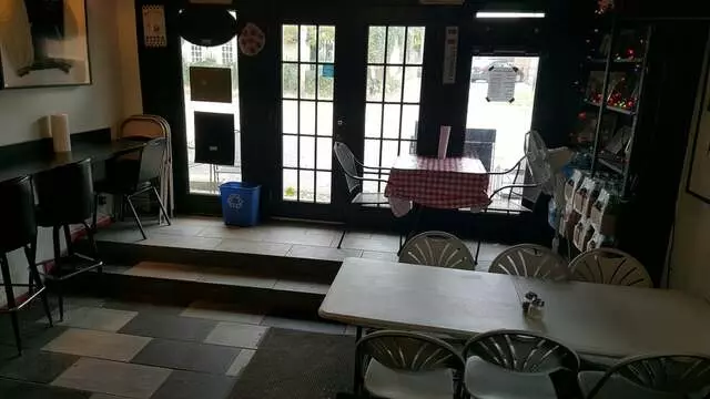 Johnny Jo’s Pizzeria