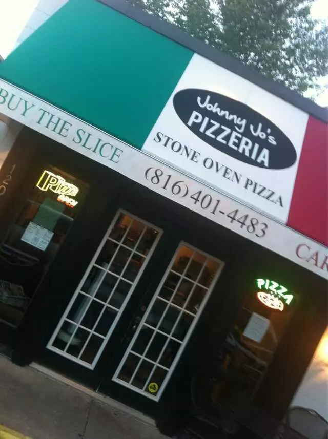 Johnny Jo’s Pizzeria