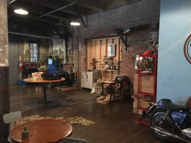 Blip Roasters