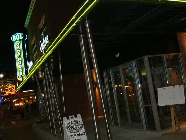 801 Chophouse