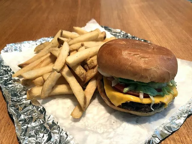 Ramsey&apos;s Burgers