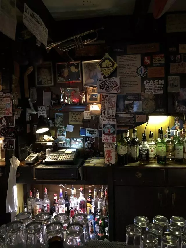 Chez Charlie