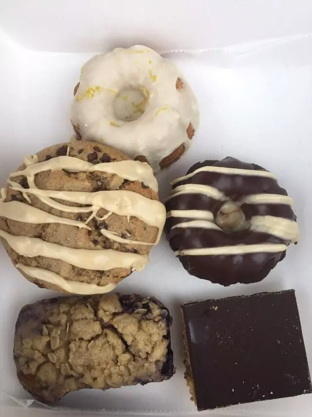 Mud Pie Vegan Bakery & Coffeehouse