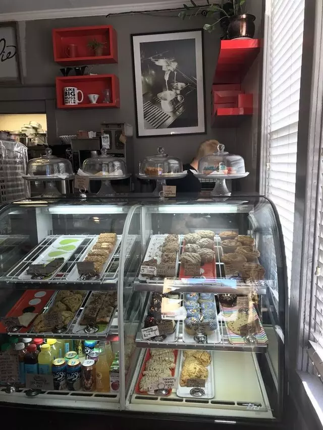 Mud Pie Vegan Bakery & Coffeehouse