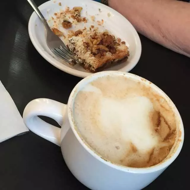 Mud Pie Vegan Bakery & Coffeehouse